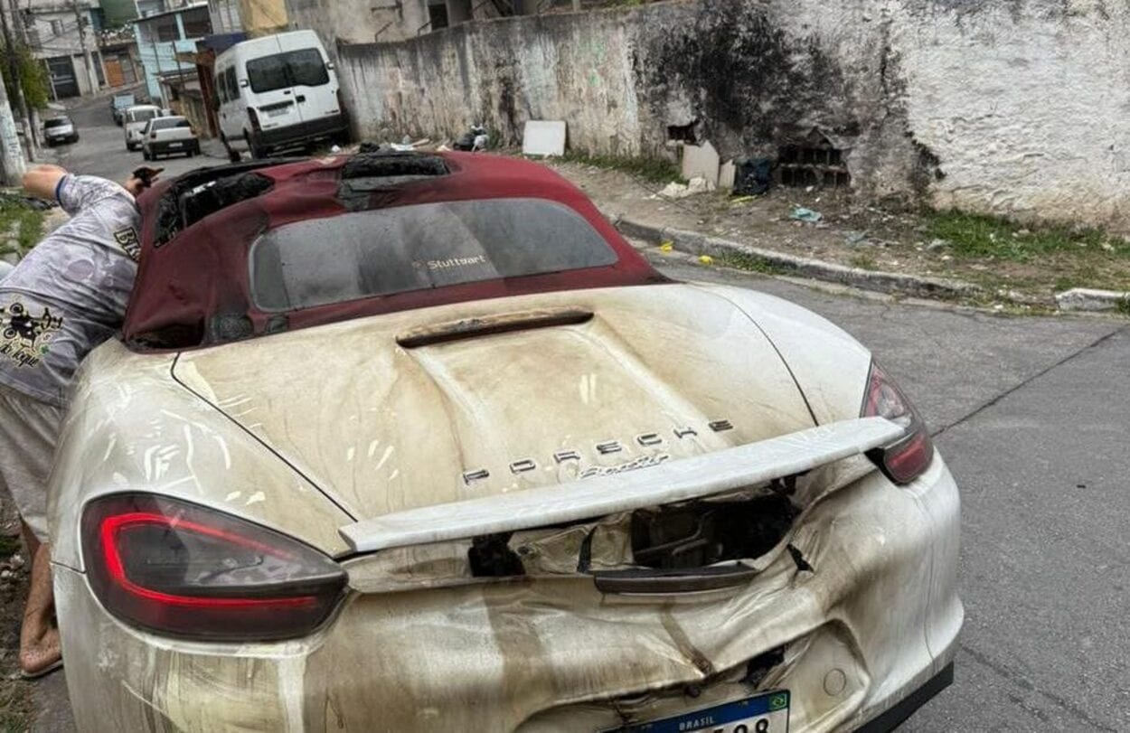 Empresário de Diadema tem veículo de luxo incendiado.