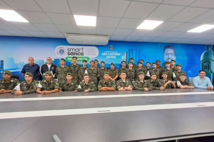 Atiradores do Tiro de Guerra 02-069 de São Caetano conhecem instalações do Smart Sanca