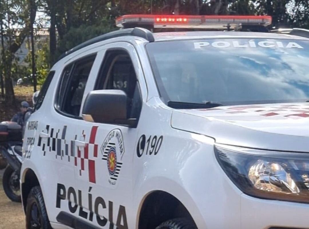 Polícia militar prende indivíduo por roubo de veículo e porte ilegal de arma de fogo em Diadema