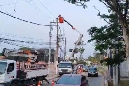 São Bernardo registra 51% dos clientes sem energia e 70% dos semáforos apresentam falhas