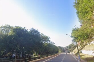 omem de 36 anos foi encontrado sem vida na manhã desta sexta-feira (26) em um córrego localizado na Rua Faustino Negri, no bairro Cooperativa