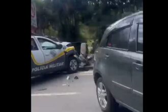  Acidente na Índio Tibiriçá entre viatura e carro deixa três feridos em Ribeirão Pires