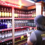 Força-tarefa apreende 1.200 garrafas de cerveja com rótulos trocados em Diadema