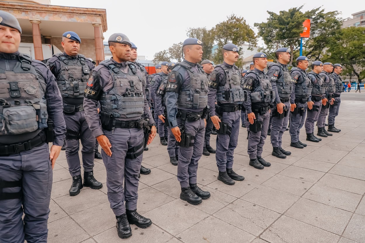 78 Policiais Militares
