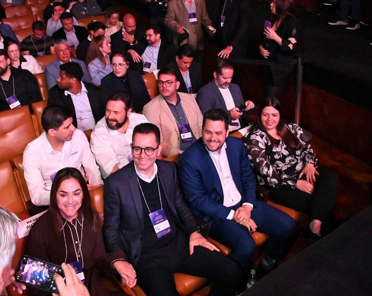 Em evento da Prefeitura e com a presença do prefeito Gilvan, deputada Ana Carolina defende inovação social