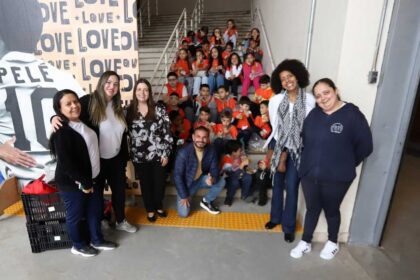 Presidente do Fundo Social, a primeira-dama promoveu passeio especial com as crianças atendidas pela Instituição Assistencial e Educacional Dr. Klaide