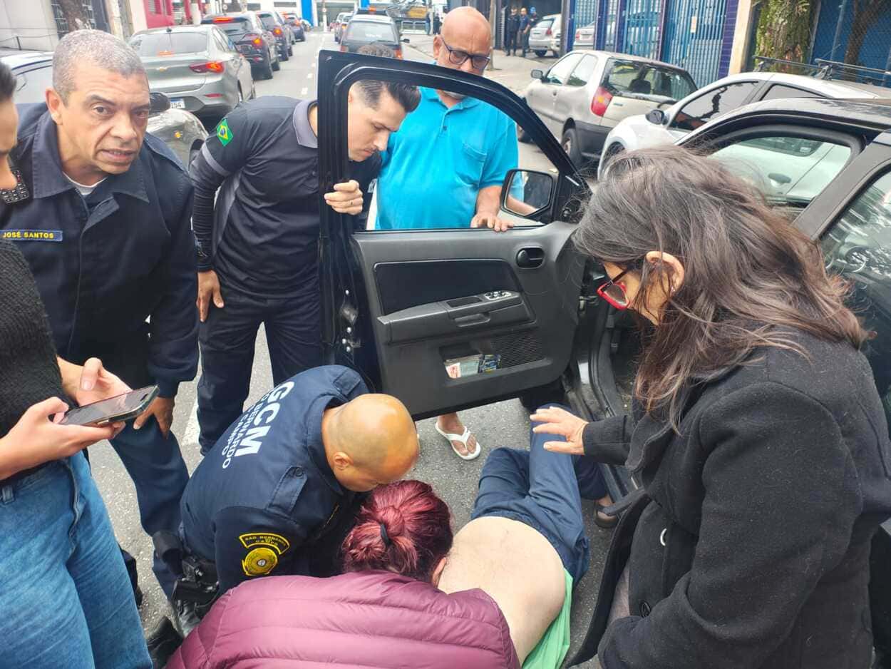 GCM salva vida de idoso com parada cardiorrespiratória após acidente em São Bernardo