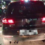 Por meio do sistema de monitoramento, foi identificado veículo transitando pela Av. Guido Aliberti, cujo dono possuía mandado de prisão ativo