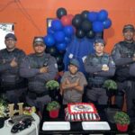 PMs participam de festa de aniversário e levam alegria ao pequeno Henrique