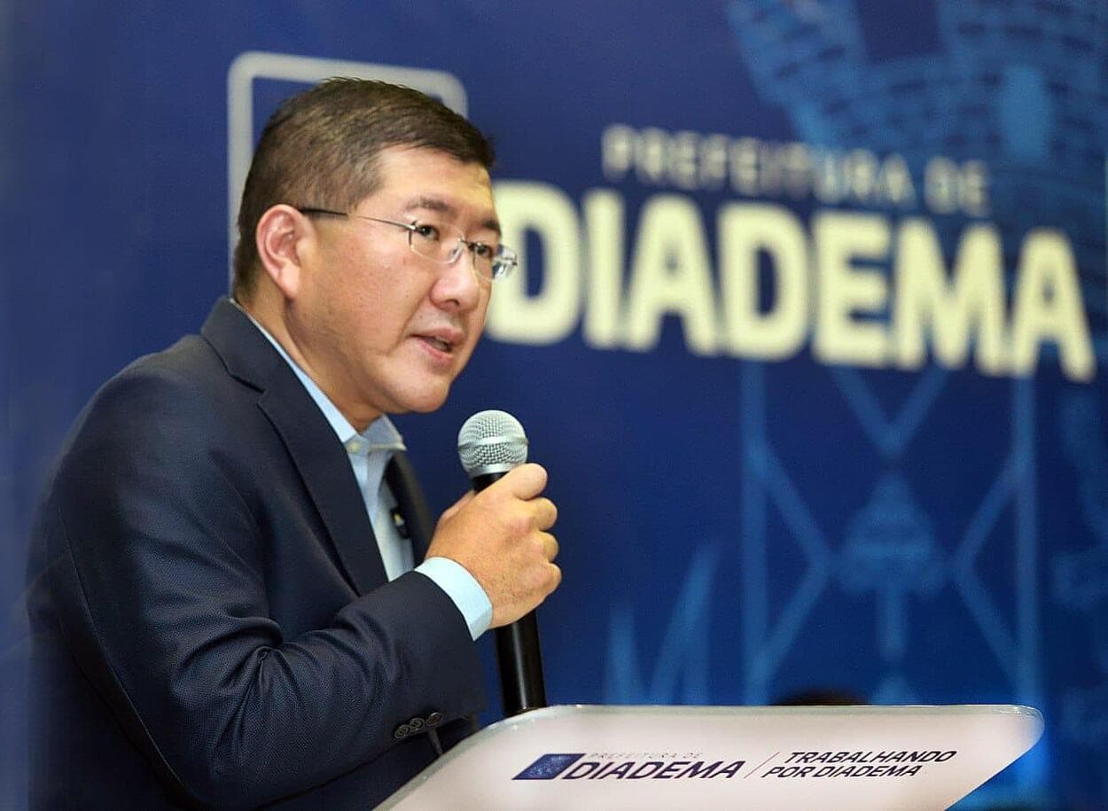 Para prefeito Taka Yamauchi, processo iniciado hoje valoriza o comércio formal da cidade e humaniza o atendimento para os que estão na informalidade