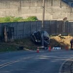 Mulher perde a vida após bater carro em poste em São Bernardo
