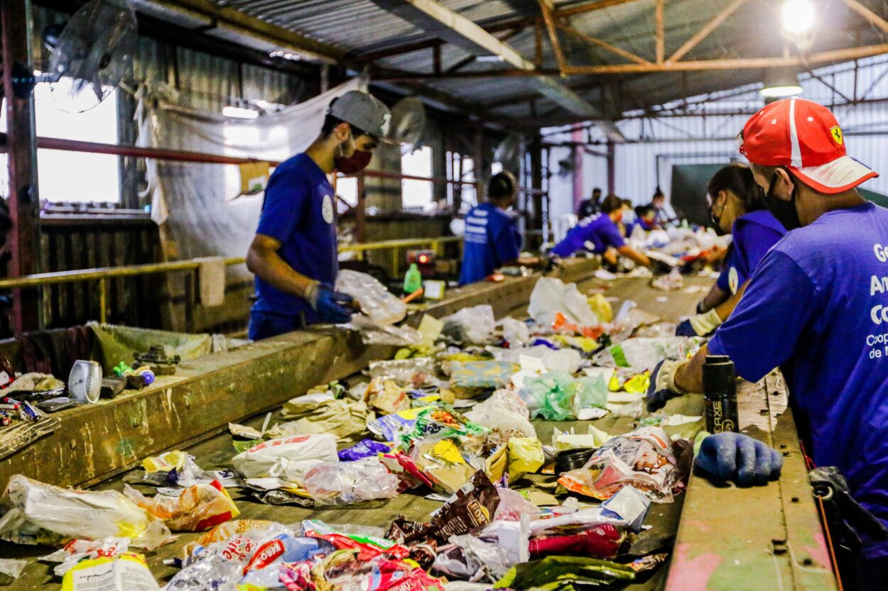 Projeto em São Bernardo proíbe a comercialização de garrafas vazias e inibe a adulteração de bebidas
