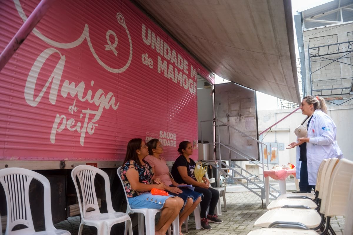 São Bernardo encerra Outubro Rosa e abre Novembro Azul com ações de promoção de saúde no Paço Municipal