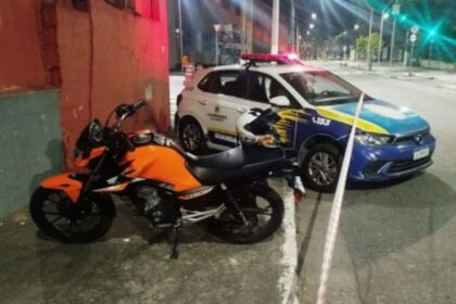 Em São Bernardo, GCM prende foragido por roubo e recupera motocicleta durante perseguição no Montanhão