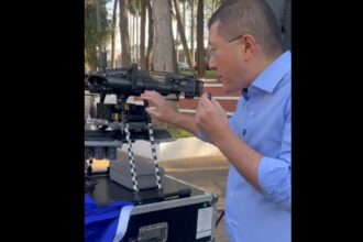 Drone para combater pancadão estava exposto na abertura da Operação Impacto e prefeito Taka disse que visa proteger 'a família de bem'