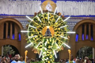 Milhares de Devotos Celebram a Padroeira do Brasil em Aparecida