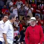 Em São Bernardo, Lula anuncia investimento de R$ 100 milhões para cursinhos populares
