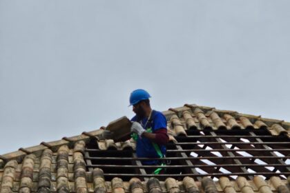 Vila do Doce passa por destelhamento do palco em obras de recuperação Ribeirão Pires