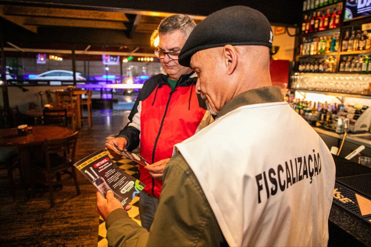Operação São Caetano Contra o Metanol combate a falsificação de bebidas e promove a reciclagem segura