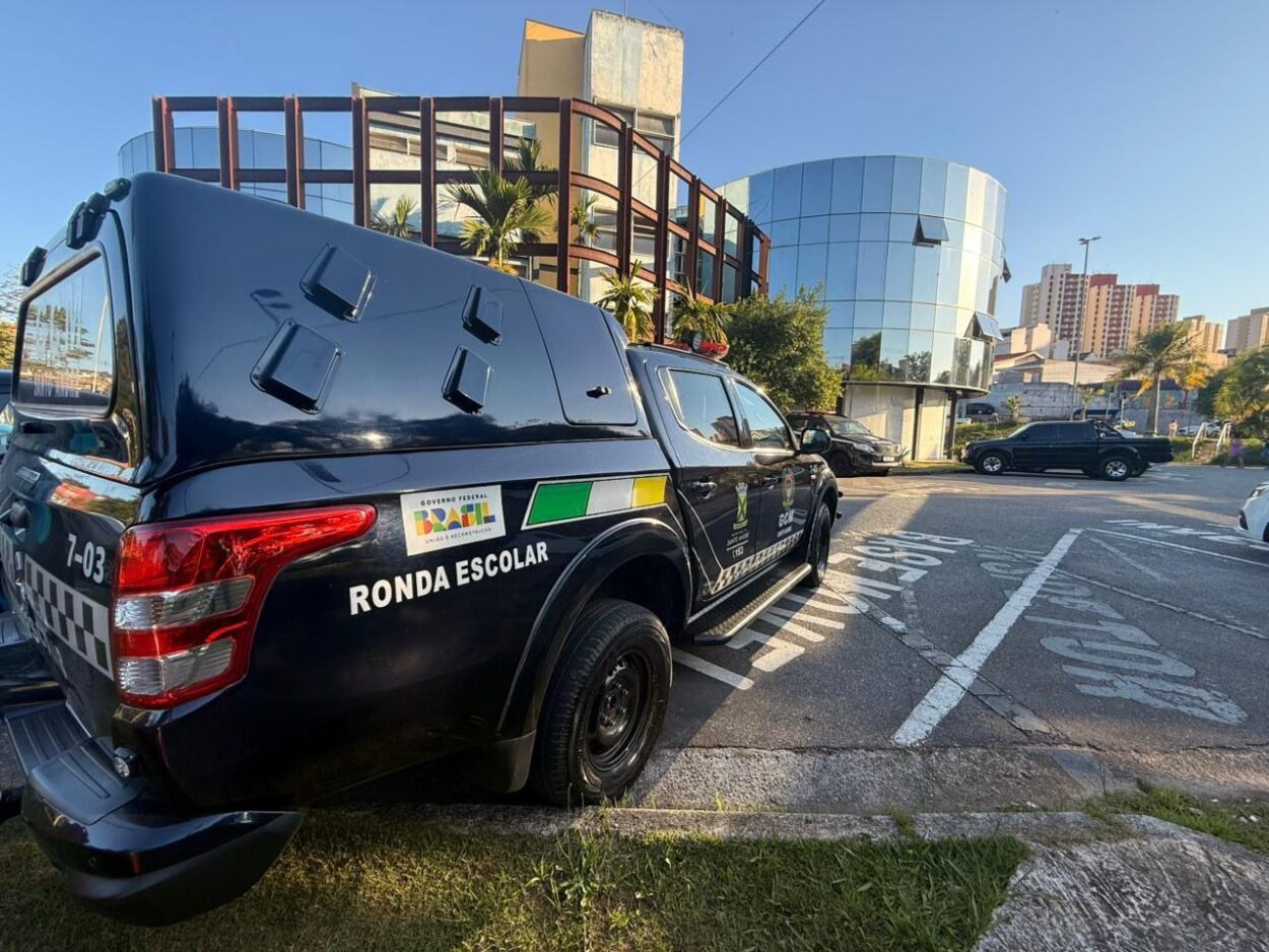 GCM de Santo André prende dois suspeitos de tráfico e apreende drogas no bairro Cata Preta
