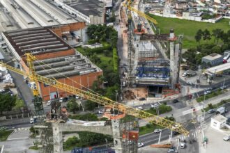 Mulher é encontrada sem vida em São Bernardo em córrego perto do viaduto estaiado