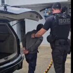 Polícia prende suspeito de integrar quadrilha que invadiu casa em Santo André; Morador teve de sacar dinheiro para criminosos