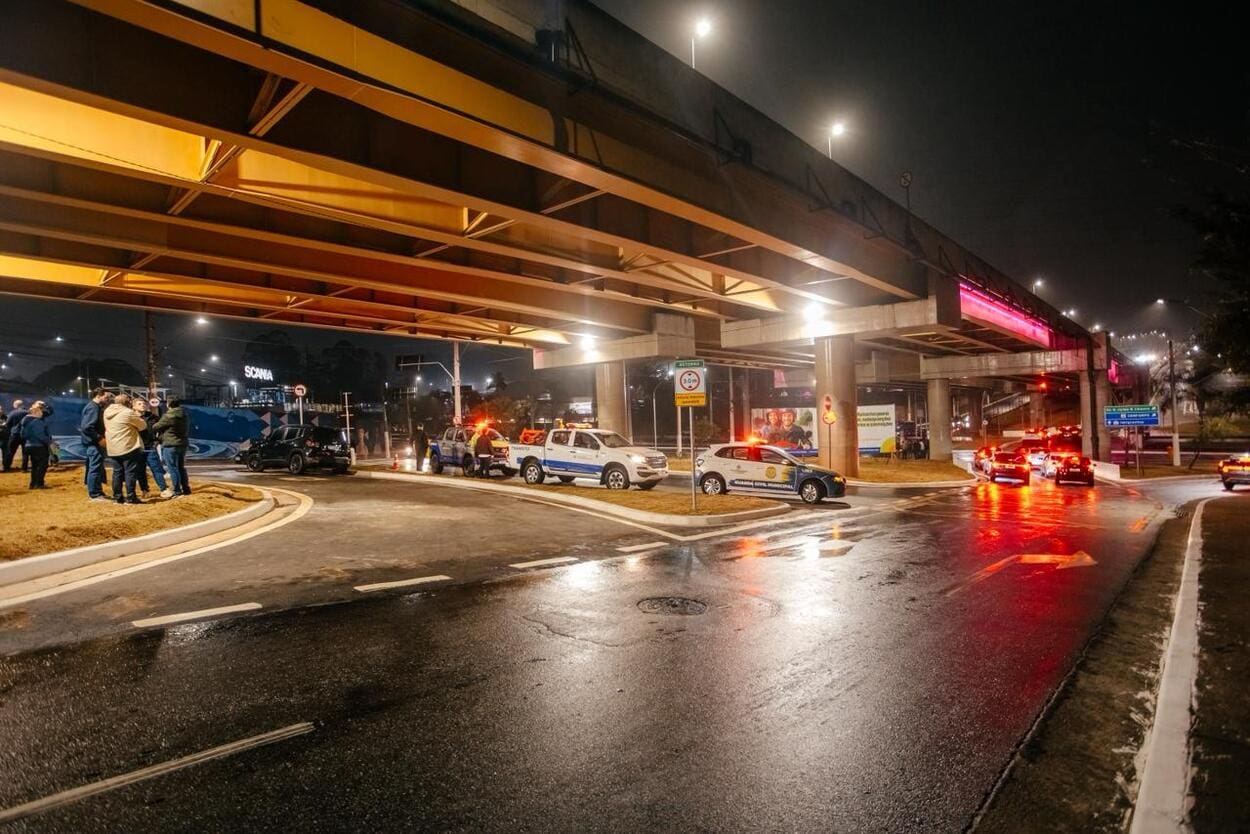 Prefeita Jéssica entrega obras de novo retorno na av. Kennedy, na altura do viaduto Mamãe Clory