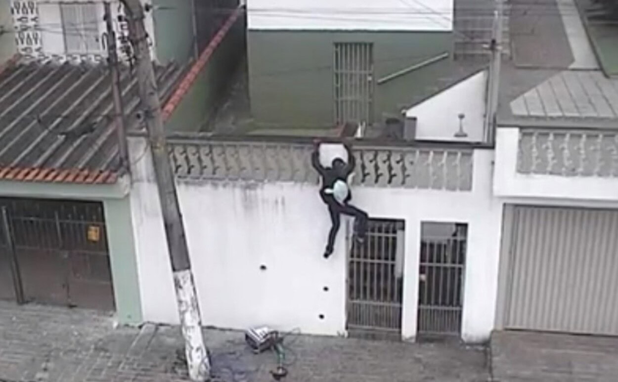  São Bernardo, GCM flagra invasor e prende homem de furto a residência no Baeta Neves