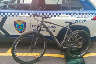 Ocorrências envolveram casos de embriaguez ao volante, furto de bicicleta e captura de procurado pela Justiça.