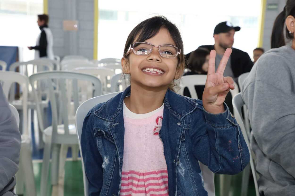 ducando com Visão entrega 410 óculos para alunos das escolas municipais de Santo André