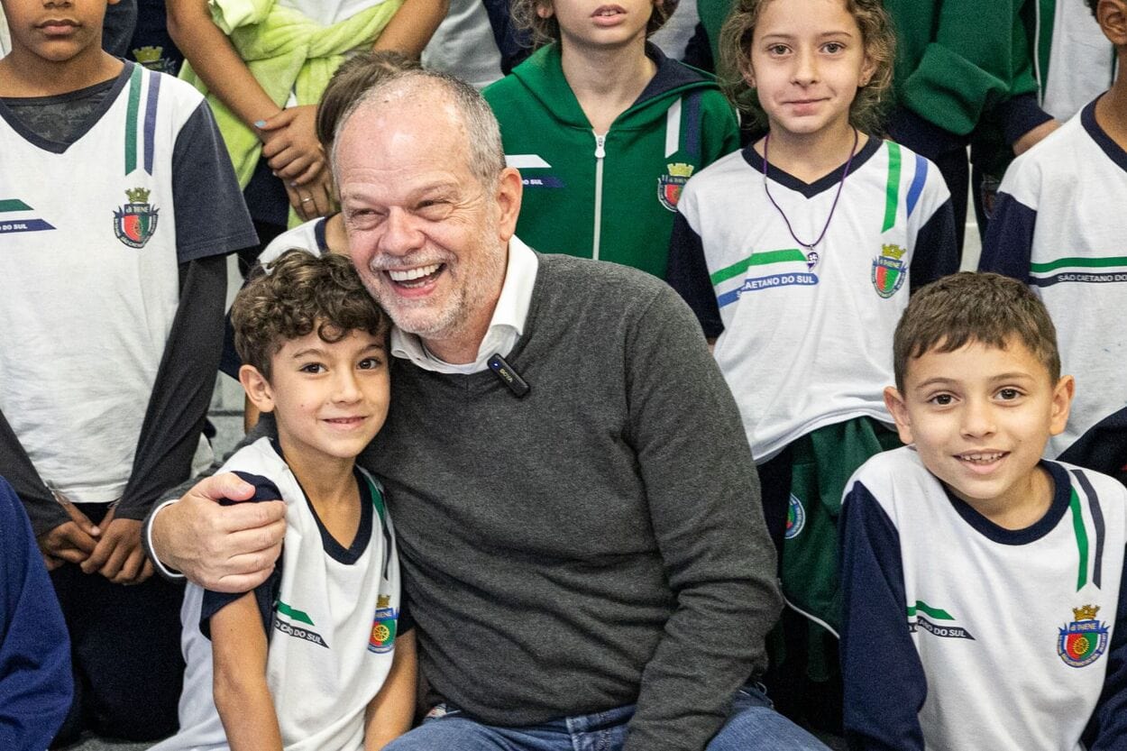 Projeto piloto de recolhimento de recicláveis e óleo de cozinha usado é iniciado na EMEF Vicente Bastos após pedido direto dos estudantes