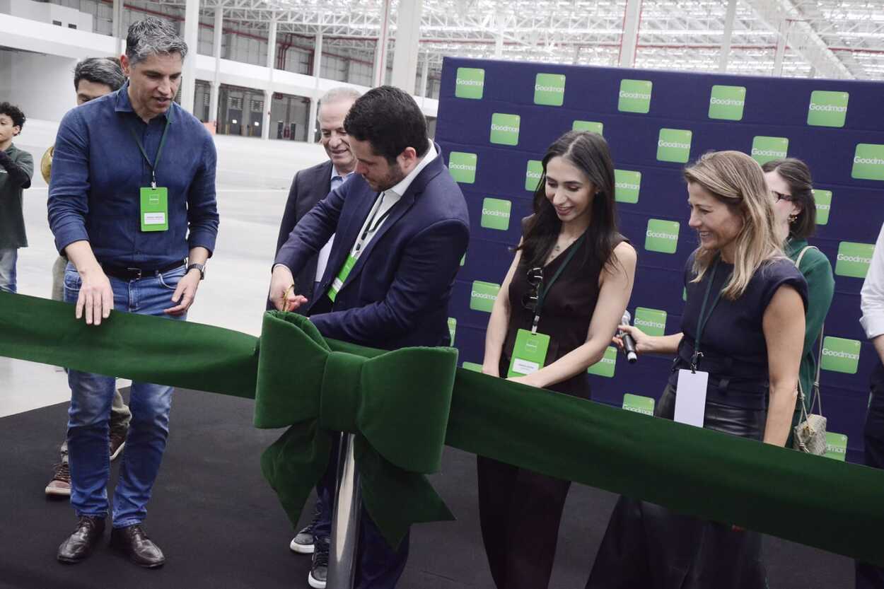 Prefeito Gilvan participa de inauguração da Goodman que gerou 17 mil empregos.