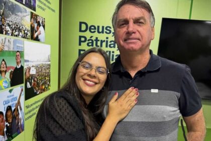 Lágrimas e revolta: Nina Braga classifica prisão de Bolsonaro como a "mais injusta da história"