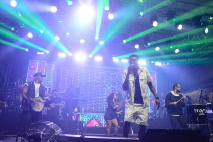 Feira do Natal Solidário 2025 tem início em Santo André com show de Pixote