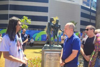 Duas Vidas': Homenagem em Bronze a Isabelli e Isabela Vira Símbolo por conscientização em S.Caetano