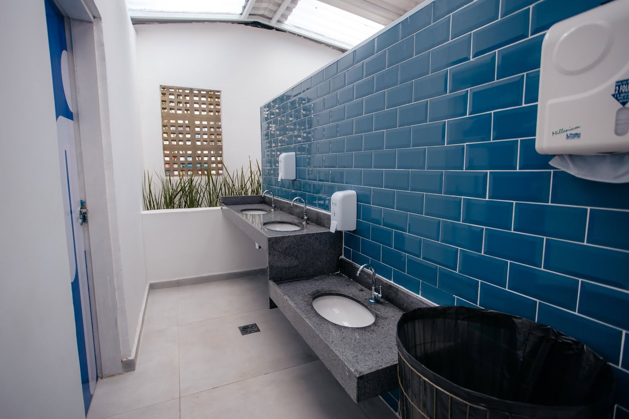 Novo espaço, de 68,5 m², conta com fraldário, lavatórios e cabines individuais para ampliar conforto e segurança aos visitantes