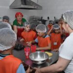 Primeira-dama de Santo André, Jessica Roberta promove ação social com crianças da Instituição Dr. Klaide no Banco de Alimentos