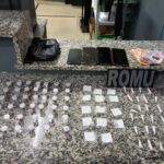 GCM flagra venda de entorpecente durante ronda no Inamar