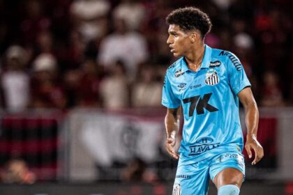 Destaque no Santos, lateral Souza iniciou vida escolar em Ribeirão Pires