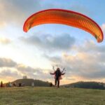 Paramotor de Ribeirão Pires ganha projeção com recordes, ações sociais e voos de longa distância