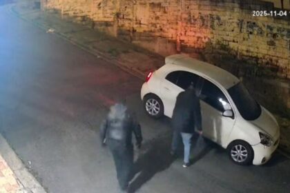 Policial civil é preso com outros dois ladrões que roubaram casa e fizeram família refém em Mauá, na Grande SP — Foto: Reprodução/TV Globo