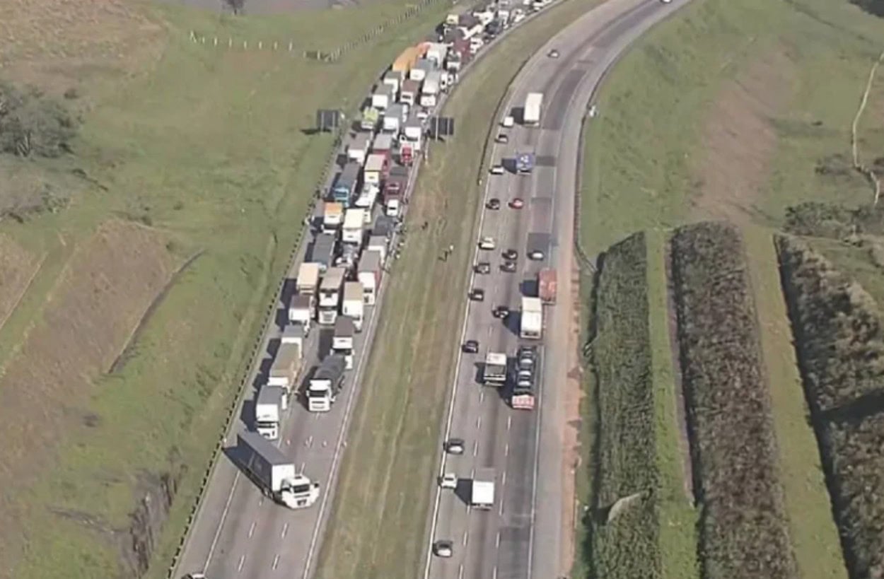 bloqueio do Rodoanel Mário Covas por quase cinco horas na semana passada