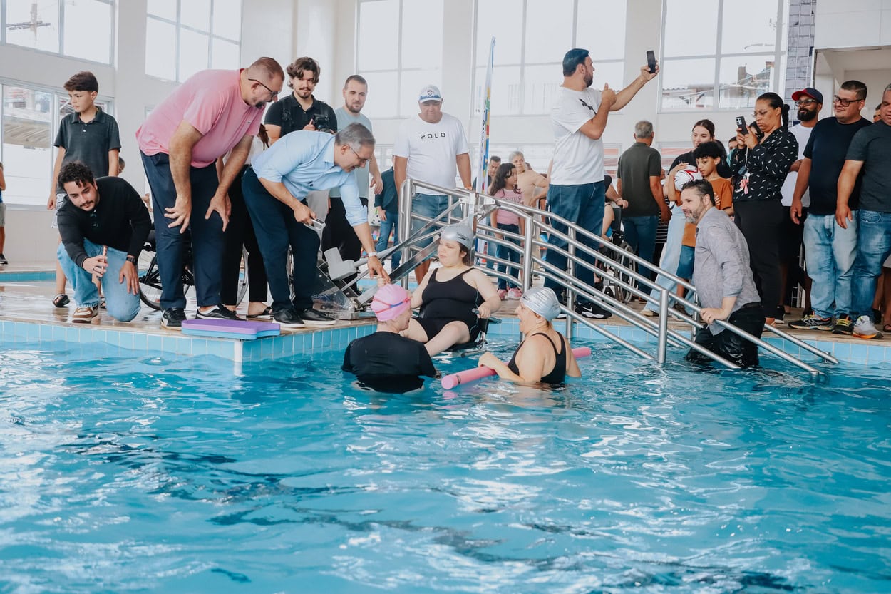 Secretaria de Esportes passarão a ofertar aulas de natação para Pessoas com Deficiência (PcD