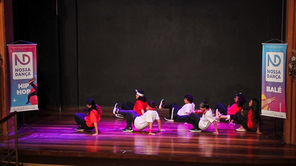 Mostra de encerramento do Projeto Nossa Dança reúnem alunos e grupos convidados em Diadema