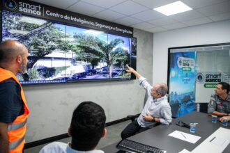 Prefeito Tite Campanella reúne comitê de resiliência e coordena ações após fortes ventos em São Caetano