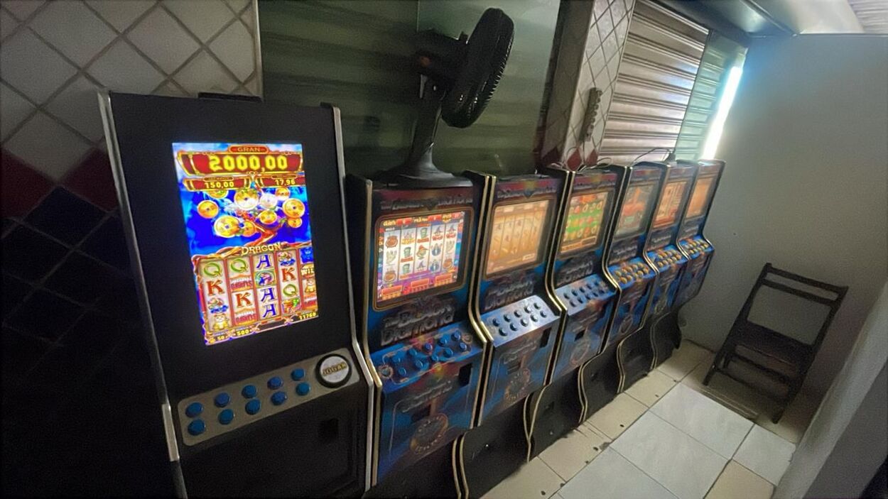 Polícia Militar Fecha Casa de Jogos de Azar no Taboão, em São Bernardo