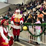 Tite Campanella entrega R$ 350 de benefício natalino a 6 mil famílias