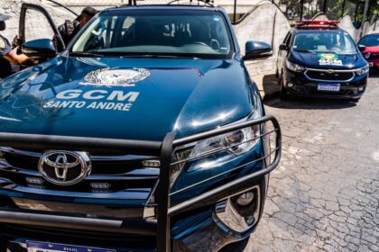 GCMs de Santo André salvam bebê de três meses engasgada com leite materno