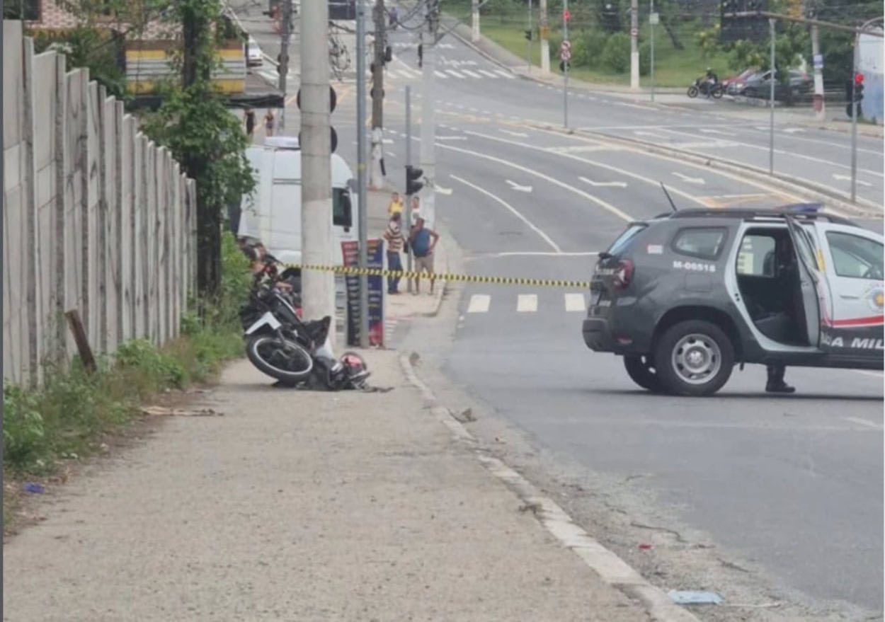 Acidente na Estrada Samuel Aizemberg, em São Bernardo, deixa uma vítima sem vida