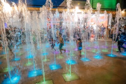 Pista de patinação no gelo, parque de diversões e fonte interativa movimentam as férias de verão em São Bernardo
